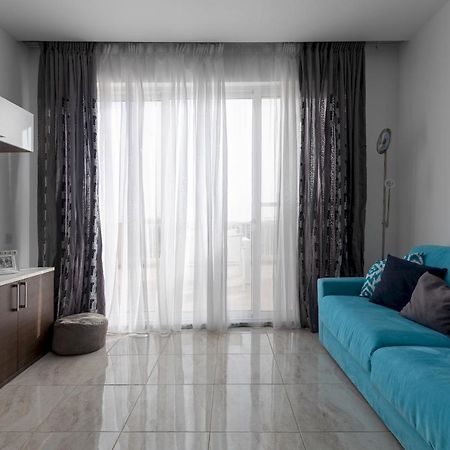 Sunny Penthouse Wterrace And Open Views St. Paul's Bay Exterior foto
